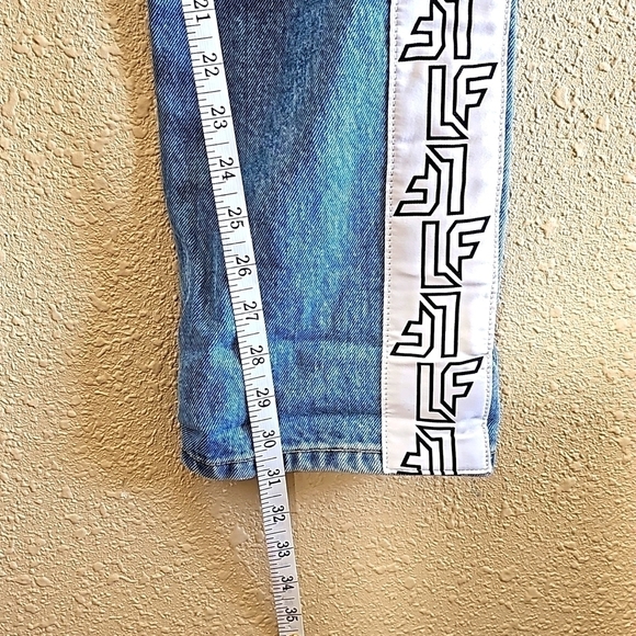 Lf Ripped Jeans. - Picture 7 of 11